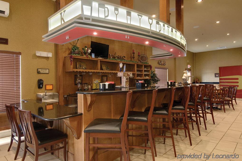 Holiday Inn Hotels Batesville By Ihg Restaurant foto